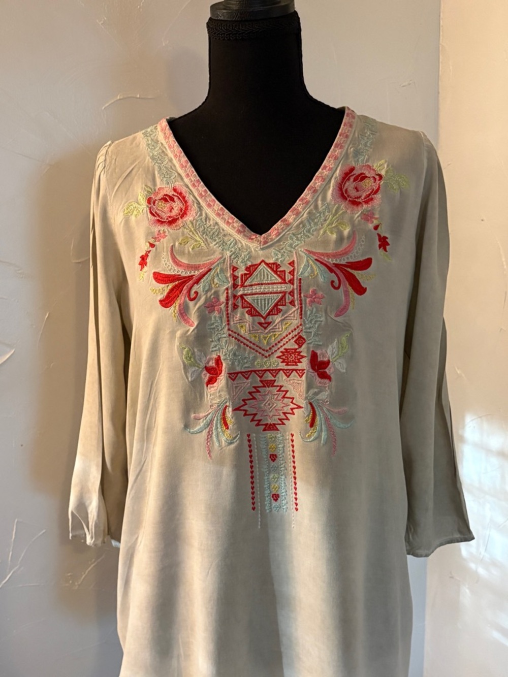 ANDREE BY UNIT Beige Tunic with Pink & Red Embroidery